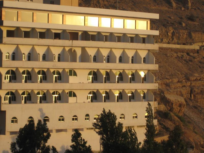 Al Anbat Hotel & Restaurant Вади Муса Экстерьер фото